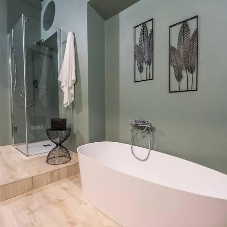 Piazza Grande Boutique شقة